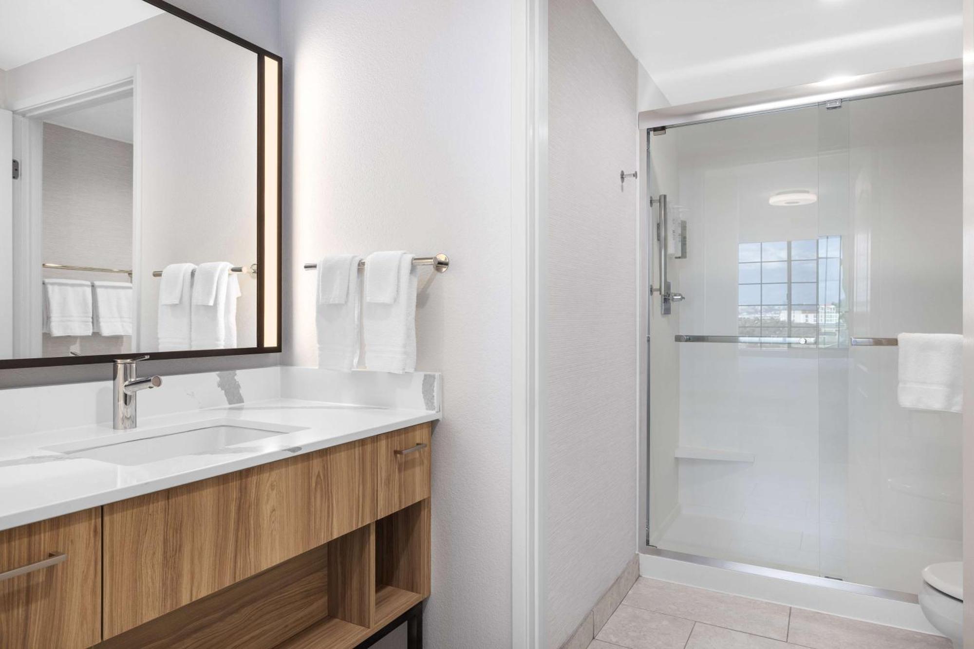 Homewood Suites By Hilton San Diego Airport-Liberty Station Buitenkant foto