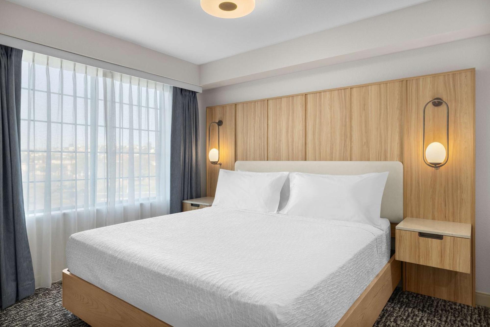 Homewood Suites By Hilton San Diego Airport-Liberty Station Buitenkant foto