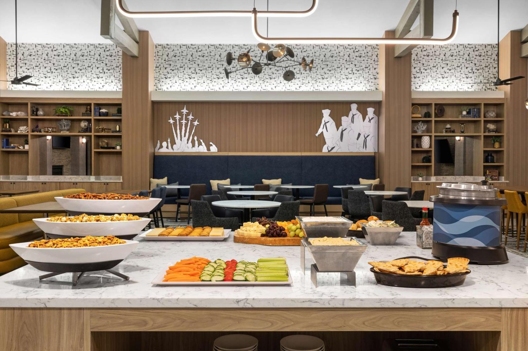 Homewood Suites By Hilton San Diego Airport-Liberty Station Buitenkant foto