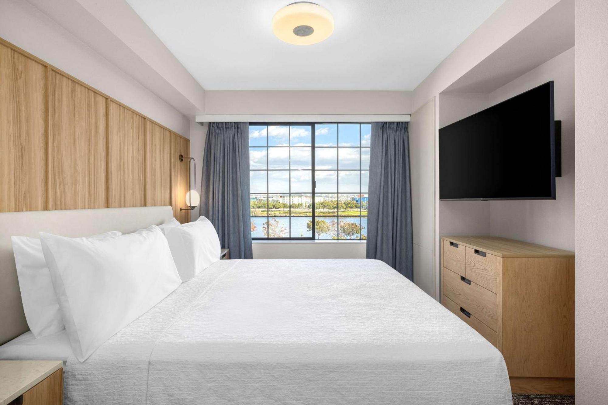 Homewood Suites By Hilton San Diego Airport-Liberty Station Buitenkant foto