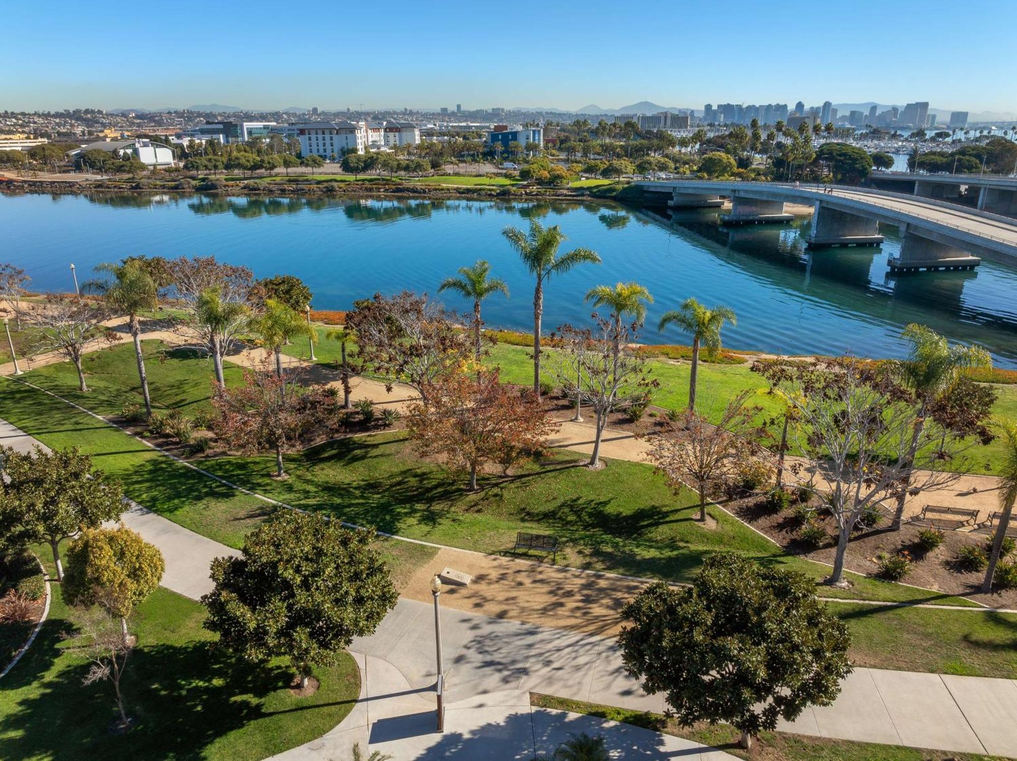 Homewood Suites By Hilton San Diego Airport-Liberty Station Buitenkant foto